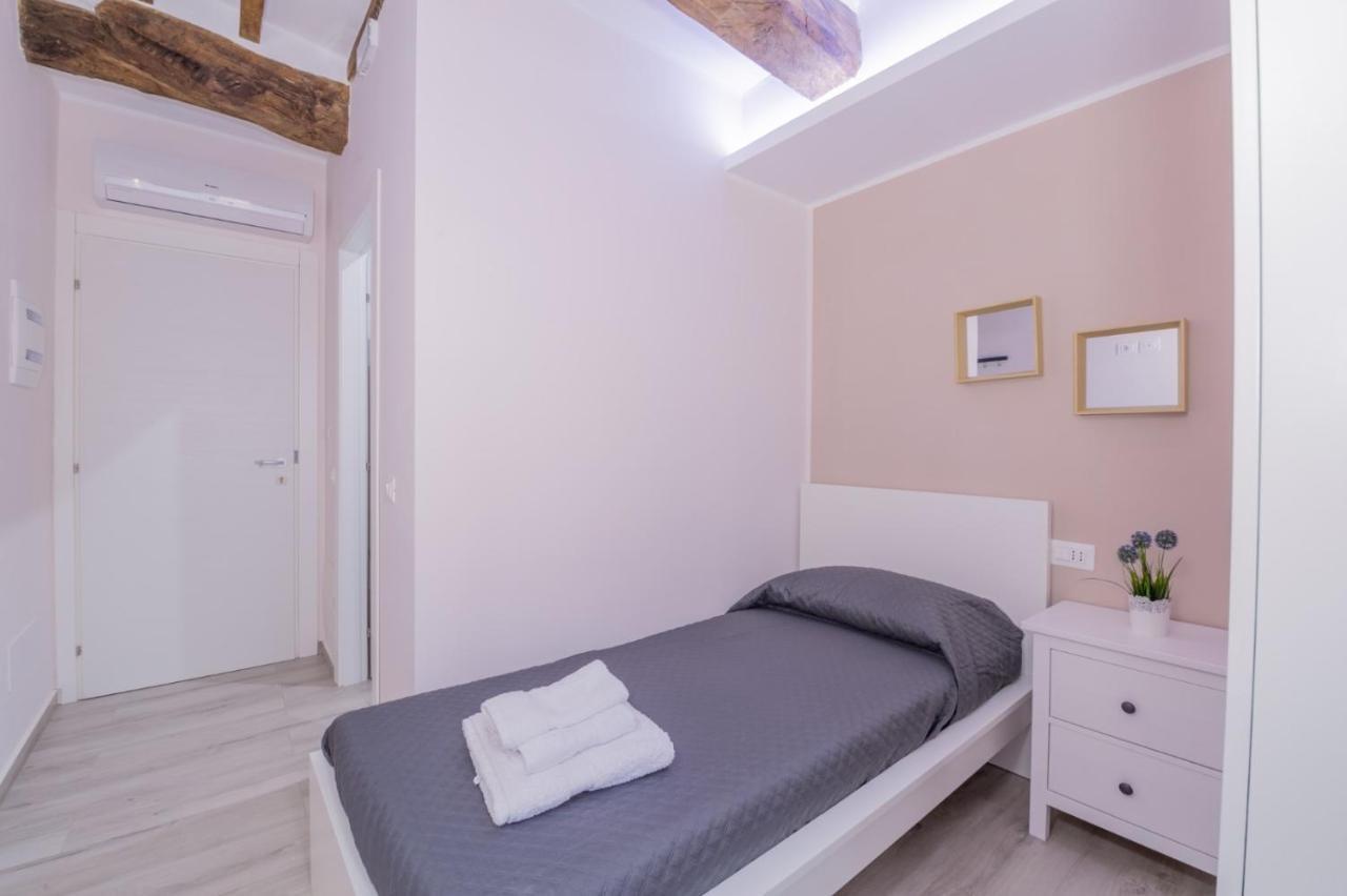 Residenza Borgo Guazzo Hotel ปาร์มา ภายนอก รูปภาพ