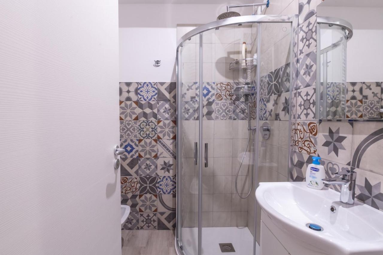 Residenza Borgo Guazzo Hotel ปาร์มา ภายนอก รูปภาพ