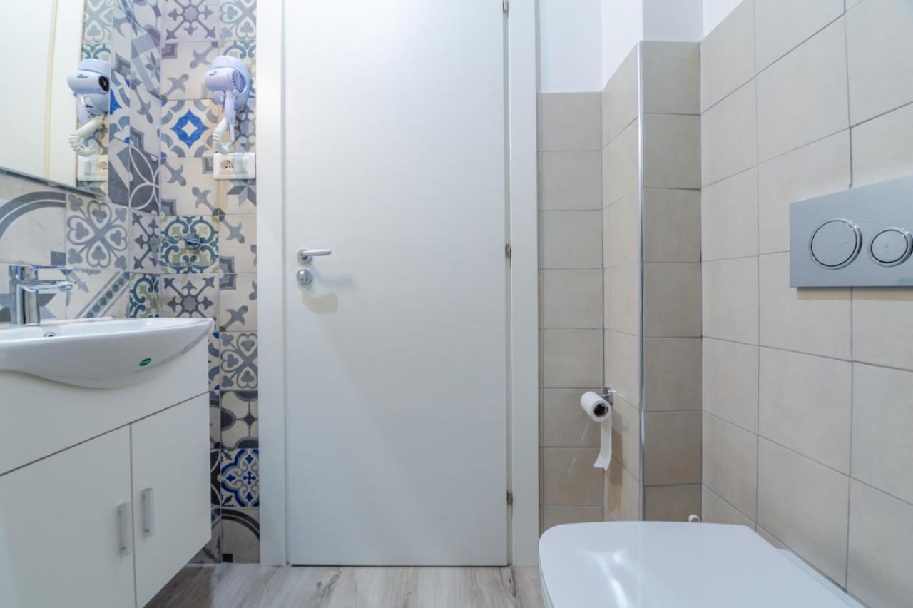 Residenza Borgo Guazzo Hotel ปาร์มา ภายนอก รูปภาพ